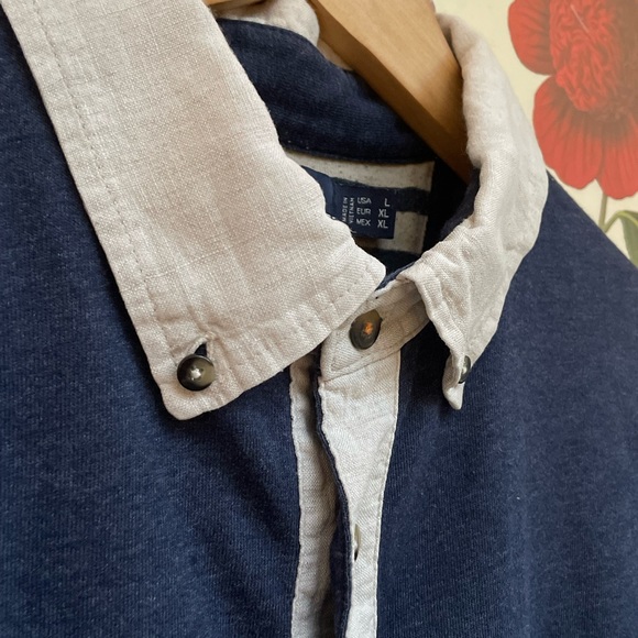 Nautica T-Shirt - Picture 3 of 3